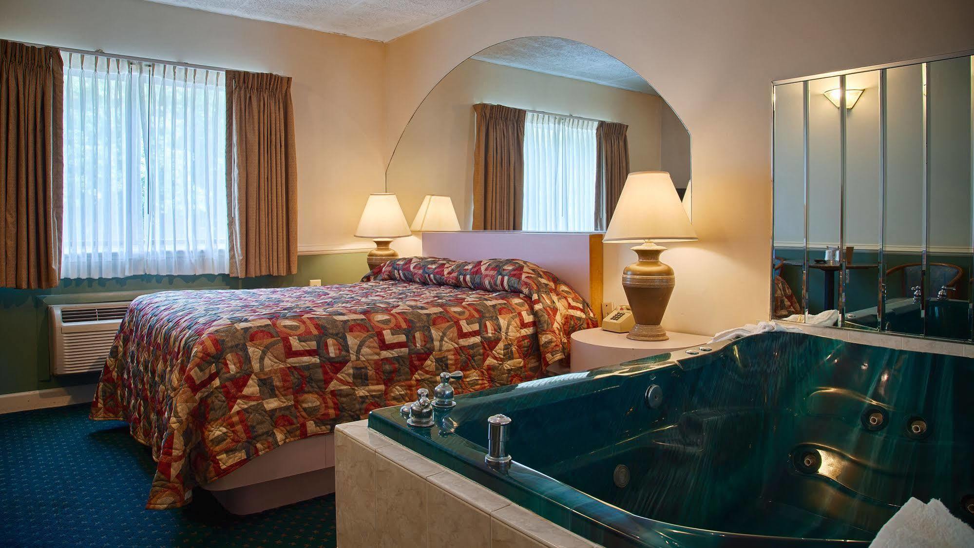 Motel La Mirage Monmouth Junction Esterno foto